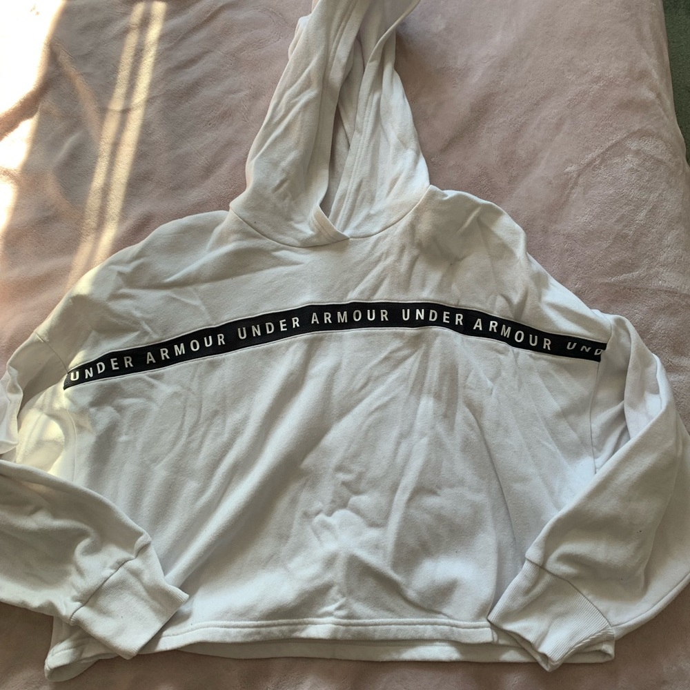 Under Armour Cropped Hoodie